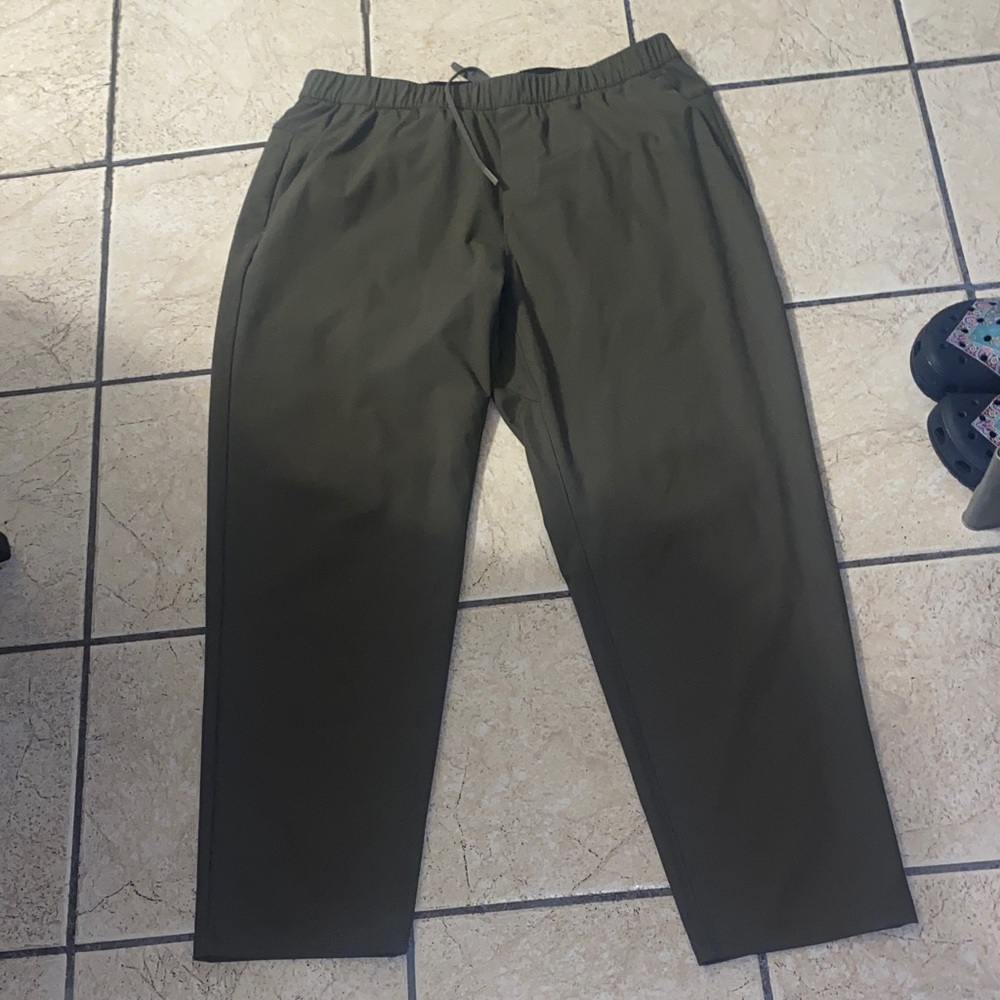 lululemon athletica Men's Green Joggers